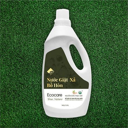 Đợt trc mua chai 2l giặt thử thích quá nên mua thêm chai 4l về giặt nhưng cảm giác ko đc đặc như chai 2l, mùi thơm cũng ko bằng, tuy nhiên giặt khá sạch và an toàn với da tay