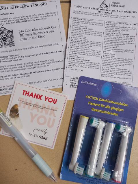 Bàn chải chính hãng, lông mềm, chất lượng tốt. Phải khen shop có tâm, đóng gói cẩn thận, có thiệp cảm ơn, thông tin sản phẩm và tặng kèm bút rất xinh.