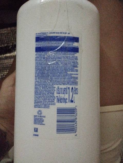 ° Dung tích : 1200 ml 
° Phân loại : Dành cho Da Đầu Ngứa 
Tiki Trading đóng gói ok , có chống sốc , có dán băng keo để không bị bật vòi nhấn .Hàng đến tay tui không bị đổ tràn không bị rò rỉ . Lần trước tui mua Loại Anti virut của Head & Shoulders rất ok , sau khi gội không tạo cặn trên da đầu . Cảm ơn & chúc Tiki luôn đông khách 🌈🇻🇳♥️💚💙🩵🧡🩷🤍💛💐🌻🍀🇻🇳🌈🇻🇳🩵🩵