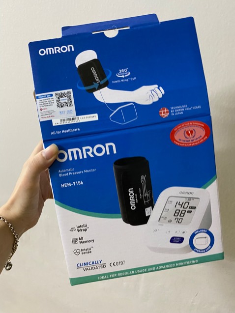 Sản phẩm như ảnh. Loại có nguồn kèm hàng thì nguồn ko có tem hay logo gì cả nên ko biết chính hãng ko. Nhưng dùng đến hiện tại thấy ok.