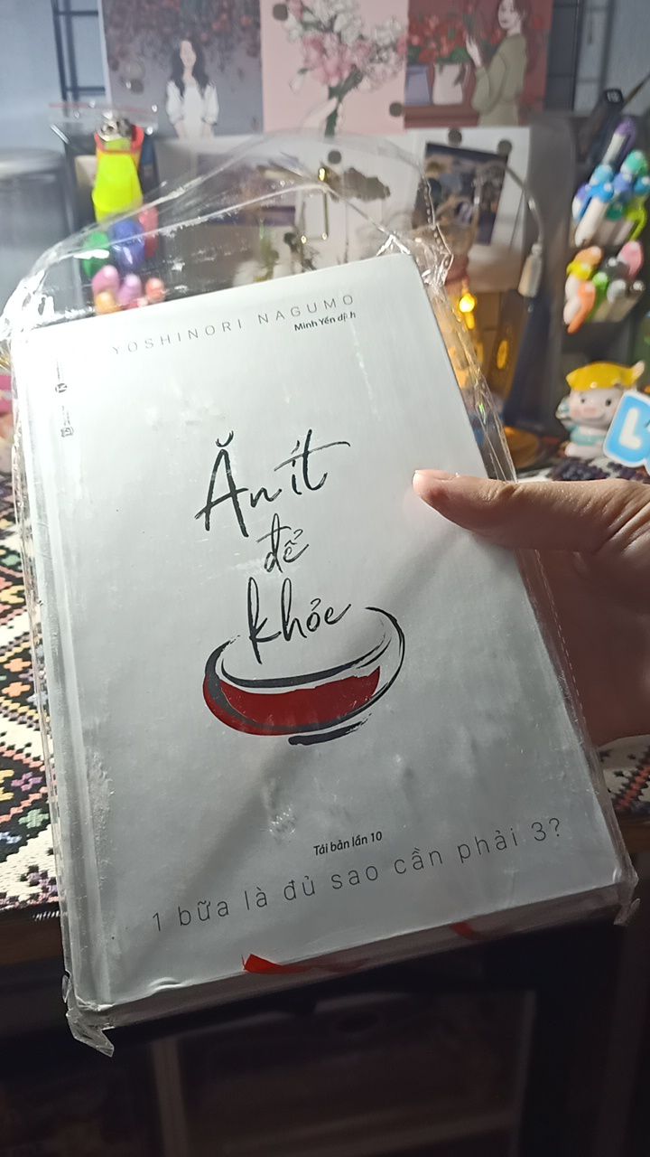 Đóng gói oke, dịch nên mấy tháng trời mới nhận được hàng.
Nội dung sách quá hay, bổ ích, bìa cứng xịn xò nữa.
Giá cả hợp lí.
Cảm ơn Tiki.