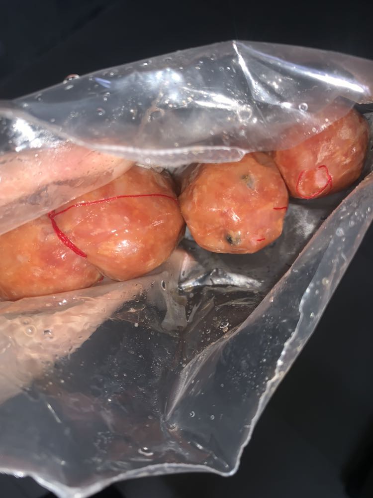 Lần đầu mua lạc xưởng mà hôi quá shop ơi.thấy để thứ sáu nhận hàng mà hôm nay chủ nhật mới nhận đc để mấy ngày nó hôi luôn rồi chảy nc sao ăn đc hả shop thất vọng