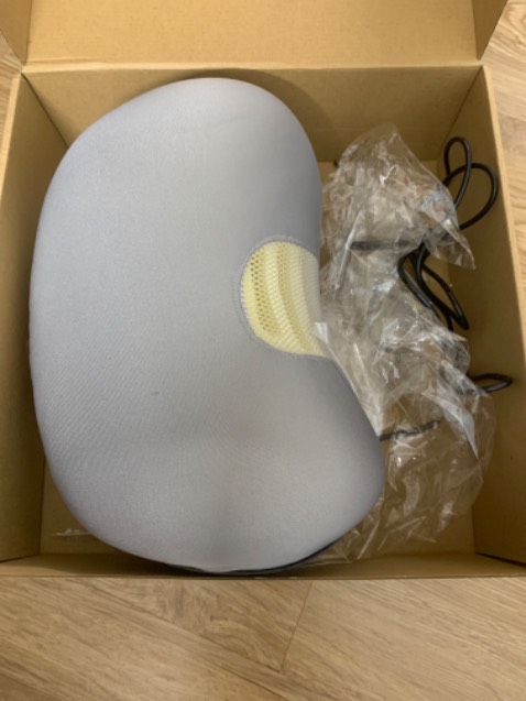 Thiết kế đẹp, màu sắc bắt mắt. Chất lượng tốt, giao hàng đúng hẹn. Đóng gói cẩn thận.