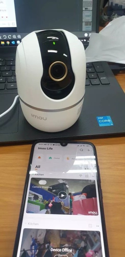 Giao hành nhanh bất ngờ luôn, cứ ngỡ k kịp nhận hàng trước dự kiến, ai ngờ giao đặt hôm trc hôm sau hàng về luôn rồi. 
Bên cạnh đó thì camera chất lượng, đơn giản dễ cài đặt, giá cả phải chăng 👍