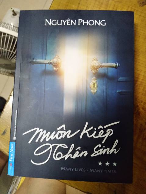 Chi tiết giới thiệu hơi sai nha, sách hơn 400 trang thôi mà ghi 604 trang, làm mình mong đợi quá

Tiki now giao nhanh trong ngày, là một điểm cộng lớn, sách luôn được bọc cẩn thận, chất lượng tốt. Nội dung thì tuyệt vời, kết thúc một series hay và tác động mạnh mẽ nhất đến tôi