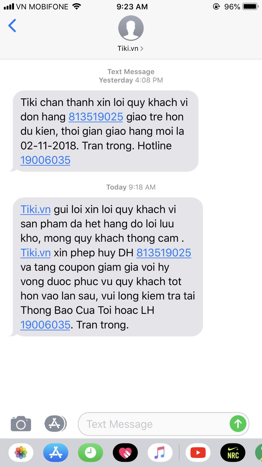 Mình đặt hàng cuốn này 2 lần. 
Lần 1 còn 1 sản phẩm. Đến hẹn thì nhận được thông báo sẽ giao trễ. Được 1 ngày sau báo huỷ đơn vì lỗi kho, tiki tặng coupon giảm 5%.
Lần 2 sau khi đơn bị huỷ 1 ngày, cũng y chang tình trạng như lần 1 dù báo là còn 2 sản phẩm. 
Mình đã mua sách tại đây từ lúc tiki bắt đầu ra mắt, khoảng 5-7 năm nay nhưng càng ngày càng chán với cách làm kho và chăm sóc khách hàng! Có rất nhiều đầu sách ngoài tiệm sách còn số lượng khá nhiều mà tiki luôn báo hết!