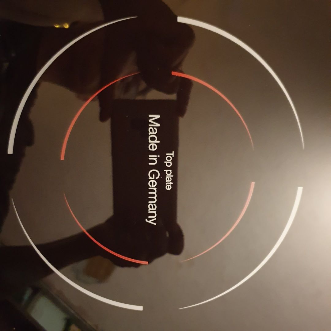 Bếp có 2 vòng nhiệt, ngoại hình đẹp, chắc chắn, giá tốt. Bao bì đẹp, đóng gói ok. Thanks shop. Bếp có 2 vòng nhiệt, ngoại hình đẹp, chắc chắn, giá tốt. Bao bì đẹp, đóng gói ok. Thanks shop.