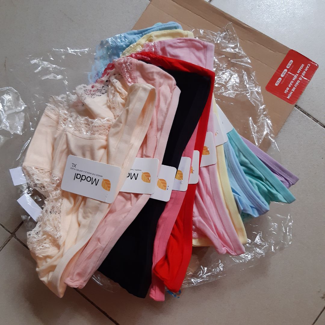 Vải mỏng, cạp ngắn dưới rốn tầm 10cm ko hài lòng lắm nhưng vẫn cho 5 sao vì phù hợp với giá tiền.