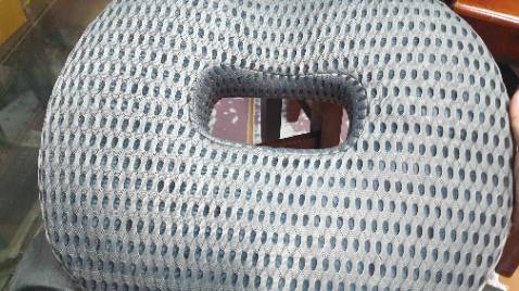 Thiết kế đẹp,độ đàn hồi cao.ngồi thấy thoải mái vô cùng .mẹ mình rat thik.chuẩn bị mua 1 cái thứ 2 tặng mẹ thôi