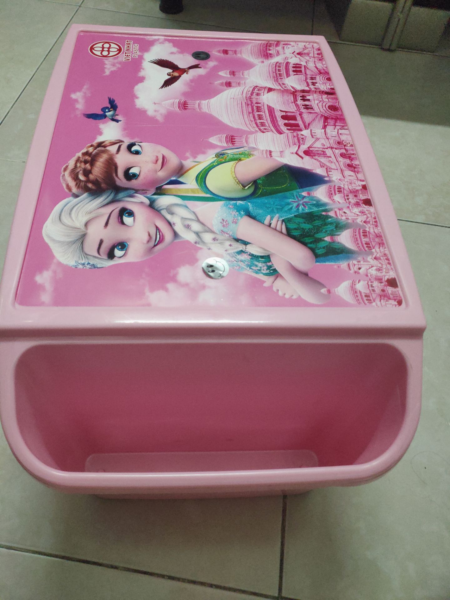 vừa nhận được hàng. khui bao ra là thấy liền vết nứt. đề nghị TIKI đổi giúp mình. hoặc hoàn trả tiền. vì bàn chưa sử dụng đã bị bể vết rất to.
Tiki bán hàng ko có uy tín. giao sản phẩm bị lỗi vừa nhận được hàng. khui bao ra là thấy liền vết nứt. đề nghị TIKI đổi giúp mình. hoặc hoàn trả tiền. vì bàn chưa sử dụng đã bị bể vết rất to.
Tiki bán hàng ko có uy tín. giao sản phẩm bị lỗi