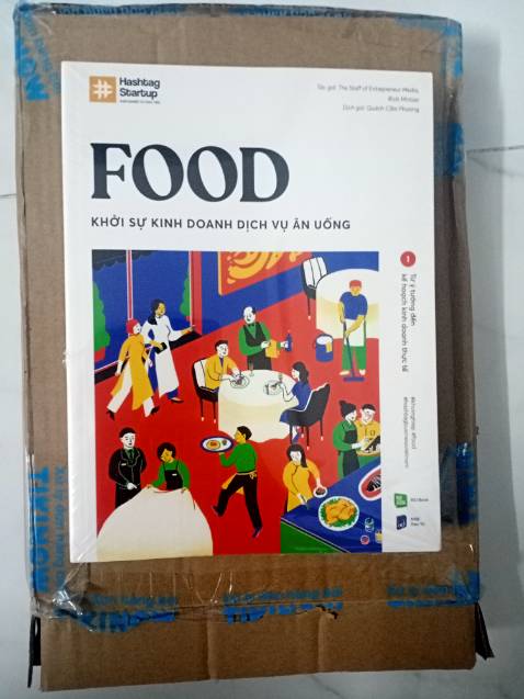 Sách đóng gói rất kĩ không bị móp méo,nội dung sách thì đọc những trang đầu tiên rất dễ hiểu phù hợp cho những bạn muốn tìm hiểu cơ bản về kddvnh