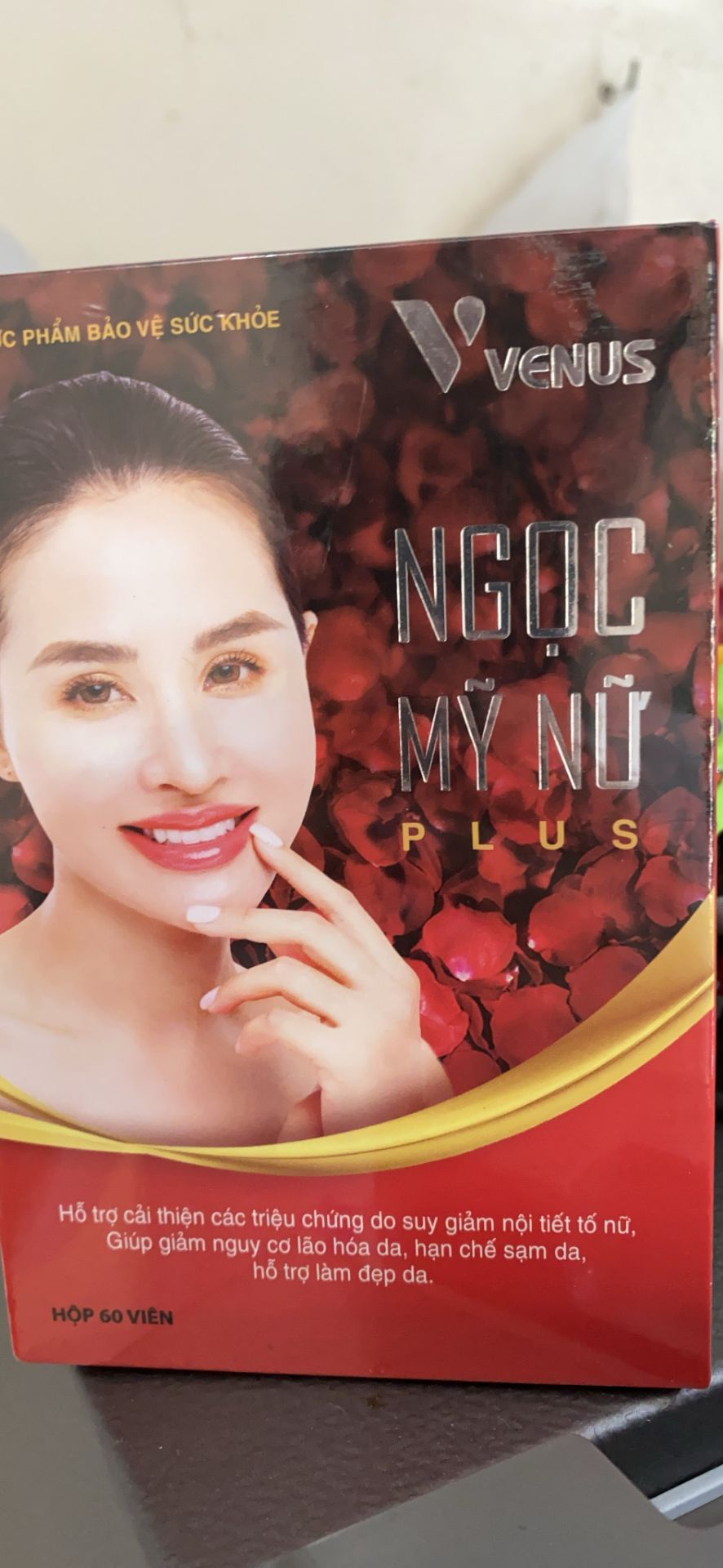 Cảm ơn em chị uống nội tiết của em ngủ ngon hơn, không còn đau đầu nữa, chị dùng thuốc bên em thuốc nào cũng tốt, dùng se khít không còn đau rát nữa cảm ơn em, chúc em có nhiều khách hơn Cảm ơn em chị uống nội tiết của em ngủ ngon hơn, không còn đau đầu nữa, chị dùng thuốc bên em thuốc nào cũng tốt, dùng se khít không còn đau rát nữa cảm ơn em, chúc em có nhiều khách hơn