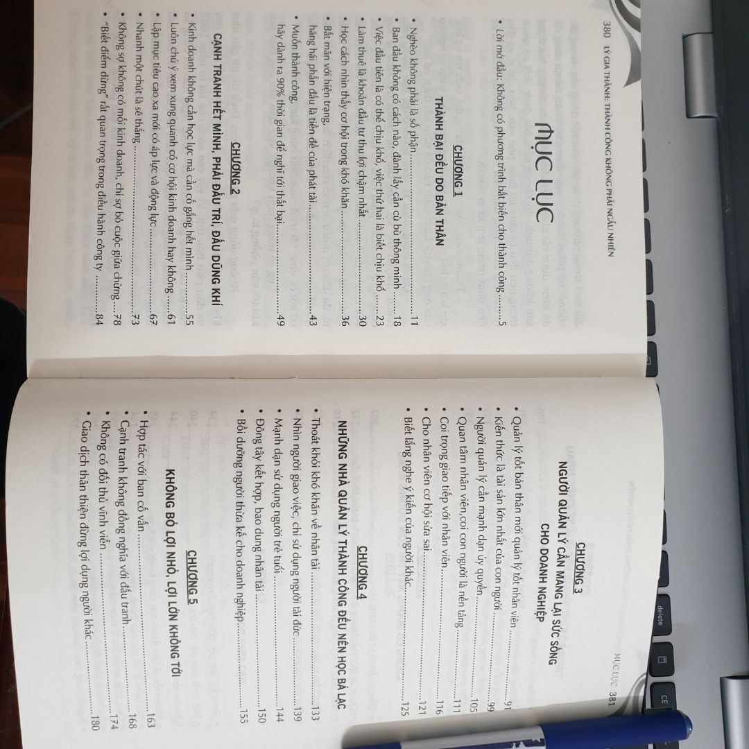 Một quyến sách nói về cuộc đời và sự nghiệp của ông Lý Gia Thành đầy ngưỡng mộ và nhiều bài học sâu sắc. Vượt lên những nghịch cảnh của số phận, bằng sự chăm chỉ, miệt mài và tư duy sắc bén đã đem đến cho ông những thành công vượt bậc. SÓng gió rồi sẽ qua nếu làm việc tuân thủ theo giá trị cốt lõi và lấy con người làm trung tâm. Mọi người sẽ tìm thấy nhiều bài học ý nghĩa và bổ ích, đặc biệt là các bạn trẻ đang trong giai đoạn khởi nghiệp, gây dựng tương lai cho mình.