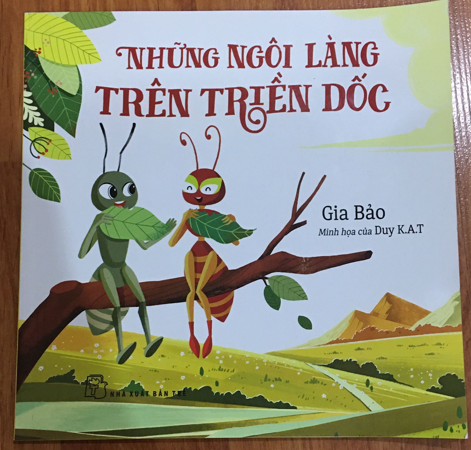 Cuốn sách phù hợp với lứa tuổi học tiểu học của con m.