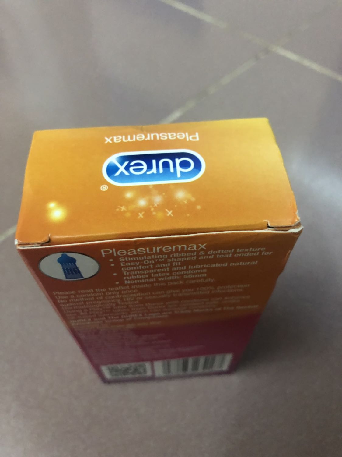 Đặt mua 1 hộp 155k, khi khui hộp thì đã bị xé niêm phong tròn ngay miệng hộp. 1 hộp đáng lẻ phải miếng. Đằng này chỉ có 8 miếng. Mình sẽ làm rõ vụ này tới cùng. Vì quá bức xúc. Từ 1 khách hàng rát hài lòng về Tiki, mình cần 1 lời giải thích thật sớm.