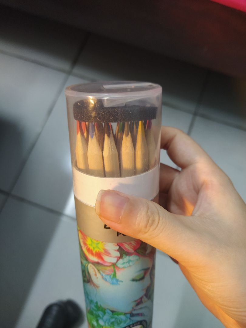 màu đẹp, tô khá thích. sẽ tiếp tục ủng hộ tiki.