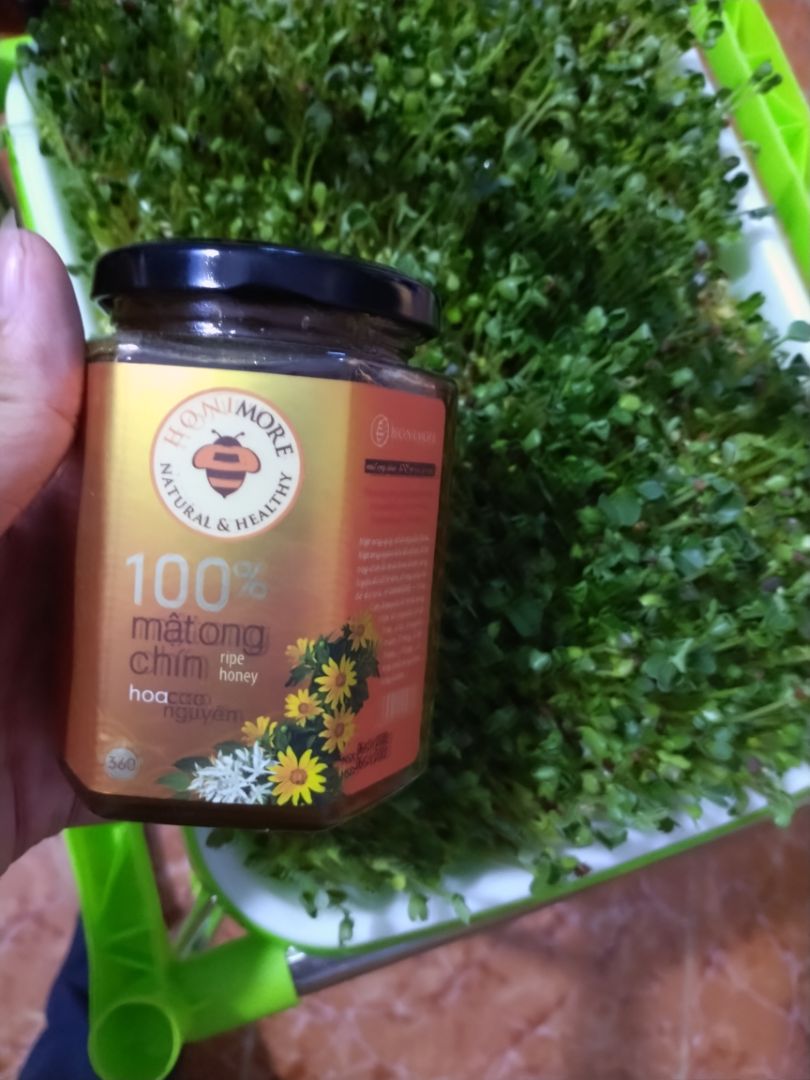 Mật ong rất ngon và sánh, giá lại rẻ, giao hàng nhanh, đóng gói cẩn thận. Sẽ ủng hộ shop dài dài
