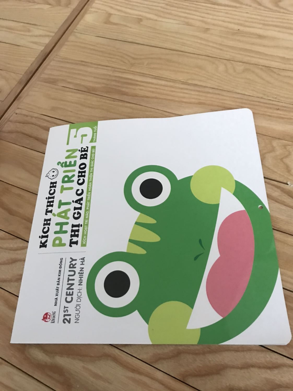 Sách đẹp, hài lòng, thích hợp lứa tuổi cho bé sơ sinh!