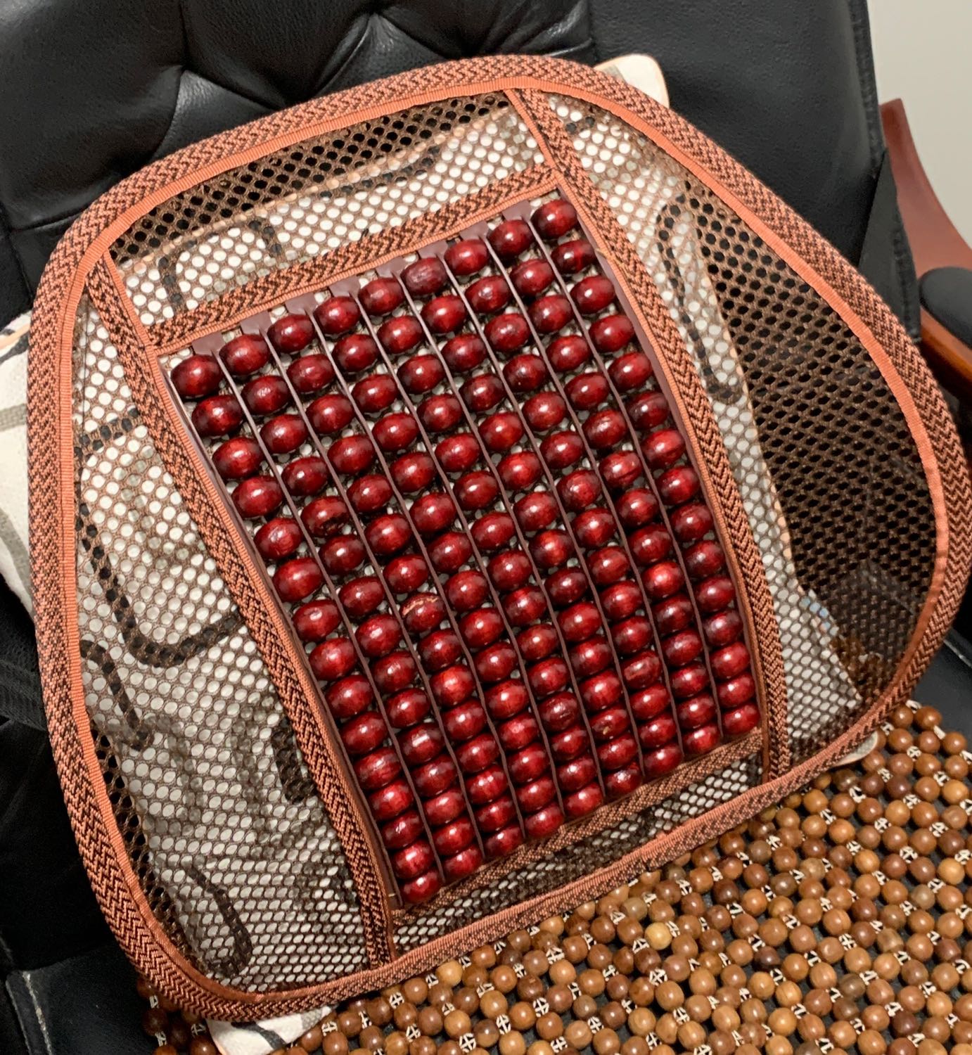 Chưa hợp cho ghế, dễ mềm và không hỗ trợ được lưng