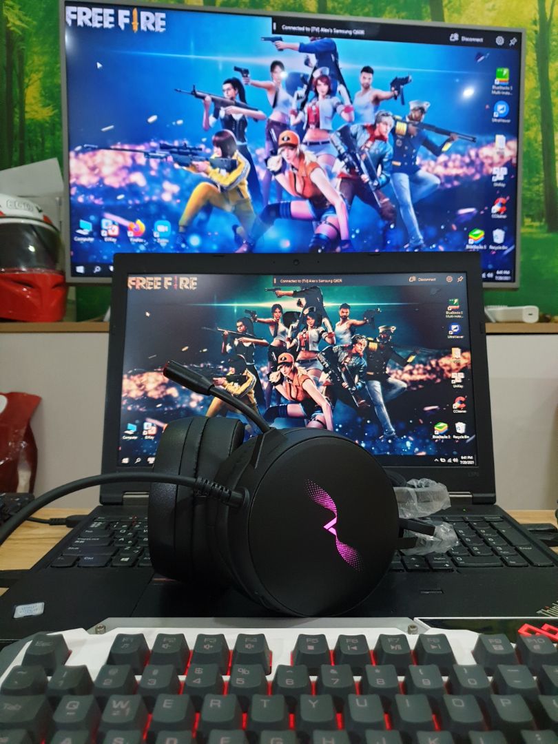 ? Hàng tốt. Giá tốt. Tiki giao hàng tốt.
Đã *** và chất lượng rất ổn so với giá dưới 300k. 

Lưu ý là đuôi cắm USB nhé cả nhà. Không phải cáp 3.5mm nên chỉ cắm vào máy tính, không cắm vào điện thoại được.

AE chơi game hay họp Zoom nên mua ?