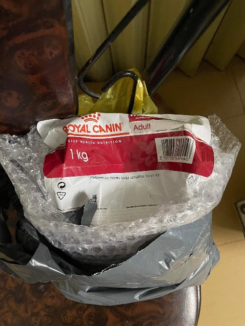 Mình đặt bịch 4 lkg mà sao giao bịch 1 ký