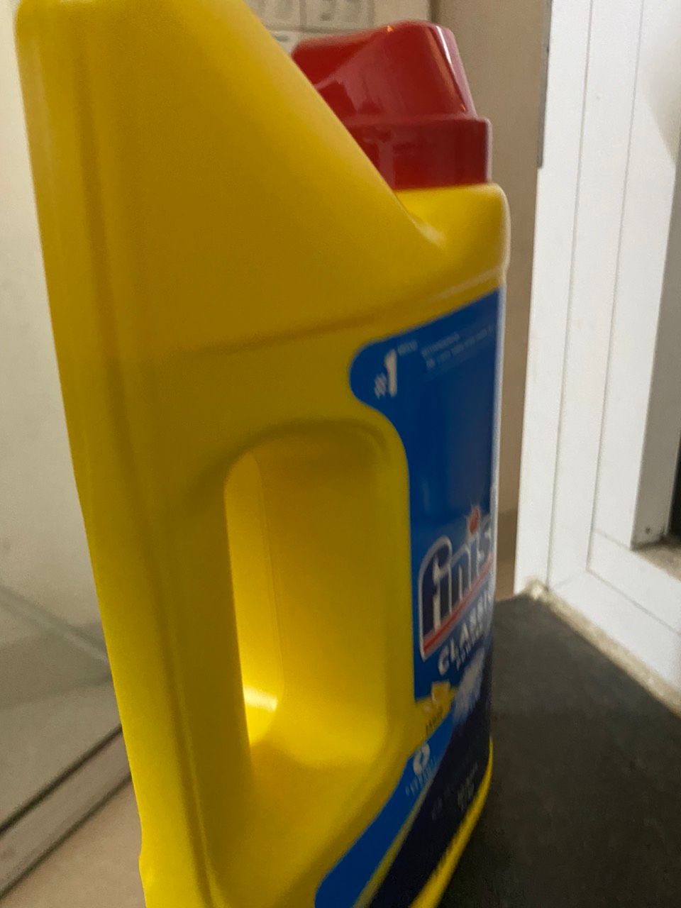 Đóng gói khá chắc chắn, giao hàng nhanh, hành chính hãng, rửa sạch và mùi dịu hơn loại đợt trước mình mua, rất.ok