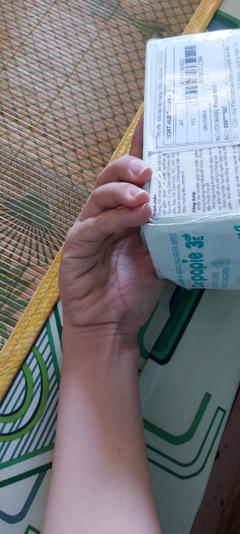 Đã dùng rồi. khá tiện lợi. mang đi đâu cũng gọn. Giá thành hợp lí. Shop đóng gói trong hộp hạ sốt làm mình tưởng giao nhầm nữa chứ.