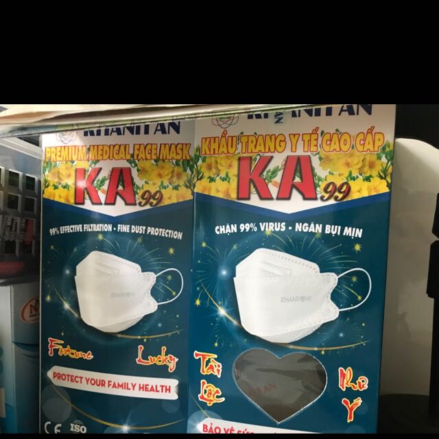 Khẩu trang dày dặn, giao nhanh, sạch sẽ