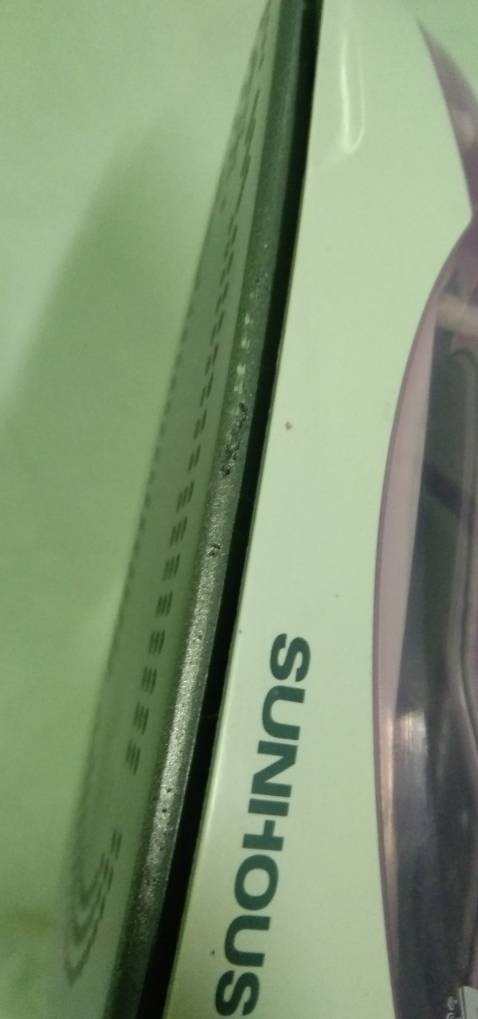 Giao hàng nhanh.
bề mặt là bị nứt gãy ở đầu nhọn, 2 bên bị bong tróc.
Hơi nước phun để lại vết nước nhiều.
yêu cầu đổi hàng.
Nghi không phải hàng chính hãng