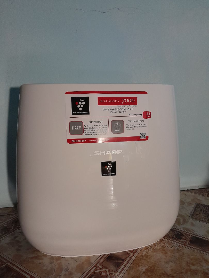 Máy trông xinh, dễ sử dụng. Mình chưa biết chất lượng thế nào nhưng trông em nó xinh xắn lắm.