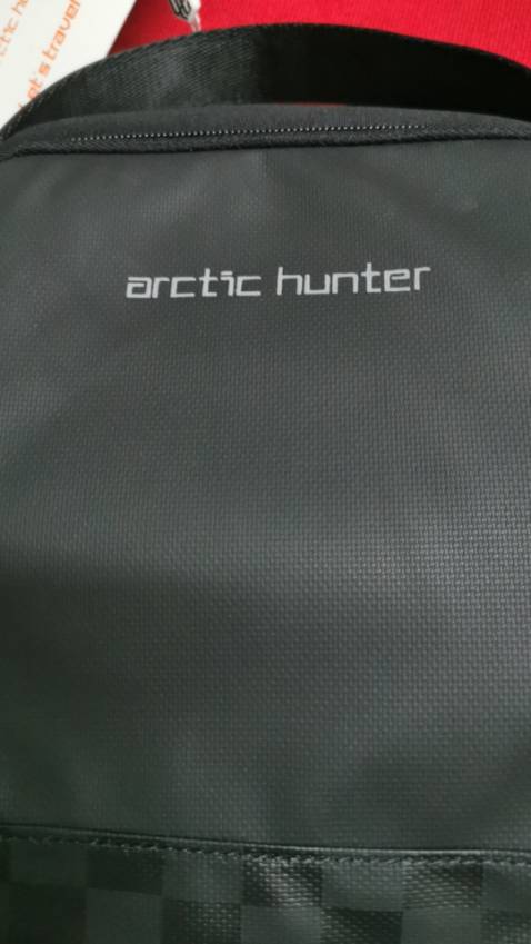 Lần đầu mua hàng chất lượng tốt lắm mn ạ đúng màu đúng kiểu trên hình ,túi khá dày vs e thấy hàng nhanh nhưng do e bận tí việc nên k nhận dc lúc a shipper giao xl a nhìu nha , thank shop có cơ hội e sẽ ủng hộ shop tiếp ạ