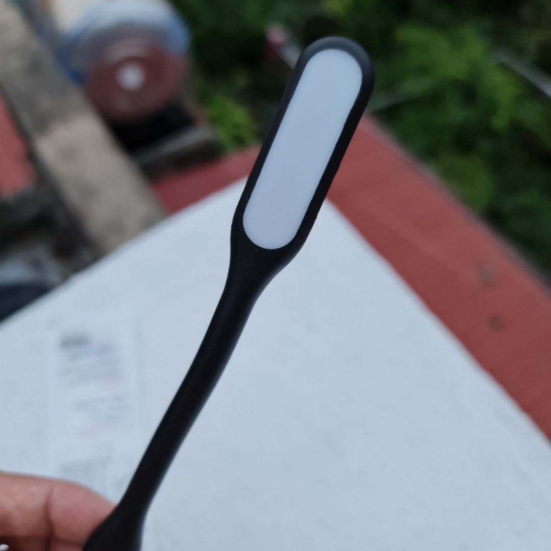 Đèn quá xịn, nhìn rất chất lượng, bền, sáng. Đáng đồng tiền. Sẽ ủng hộ shop nhiều.