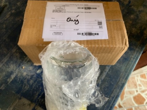 Sản phẩm kém chất lượng dễ vỡ.