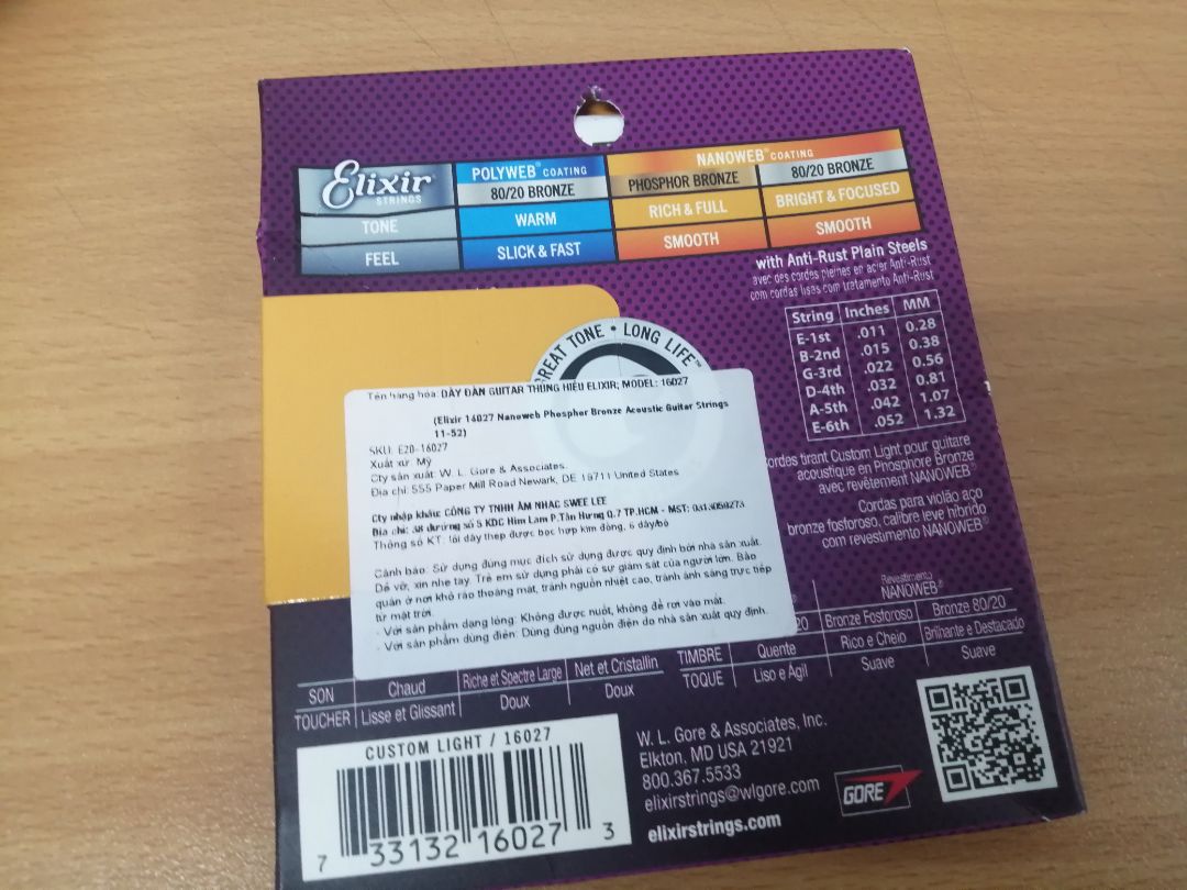 Tưởng mua của shop Tiến Mạnh music mà thế nào lại có nhãn của Sweelee :)) mua ở sweelee 2 lần rồi, mang tiếng thương hiệu mà bán hàng toàn hàng cũ như hàng second hand. Thất vọng thật sự. Lmao thôi mua Tiến nguyễn cho chắc cú. Bye