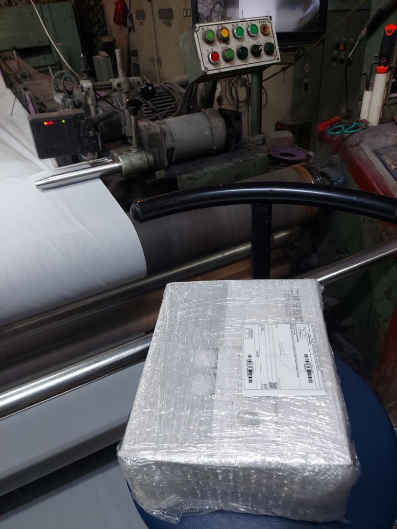 đóng gói cần thận, giao hàng nhanh. sản phẩm nhỏ gọn xinh xắn lại chắc chắn. Rất ưng cái bụng. Tks shop