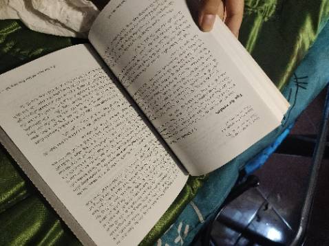 Shop bọc chu đáo. Sau 1 bài đọc là 1 thông tin đi kèm, ta hiểu được bao quát vấn đề. Xen kẻ việt anh có chú thích đơn giản, dễ hiểu. Giá rẻ, có vẻ in ấn đã lâu nhưng lại chất lượng đọc hiểu thì không lệch đi đâu được.