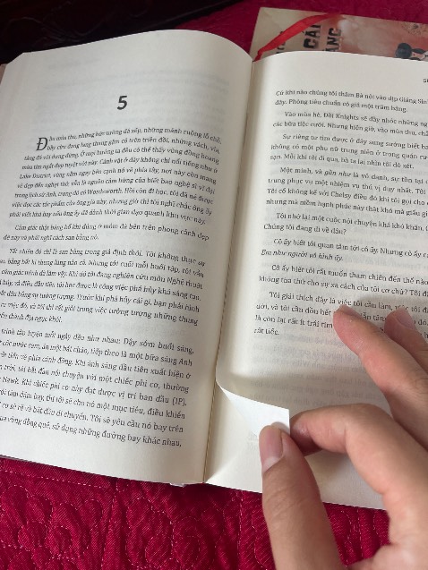 Sách đẹp, giao hàng nhanh
Nhưng đọc bị thiếu trang ***. Mình thấy bị rách. Mọi người mua sách này nhớ để ý xem có bị rách ở trên không nhé?