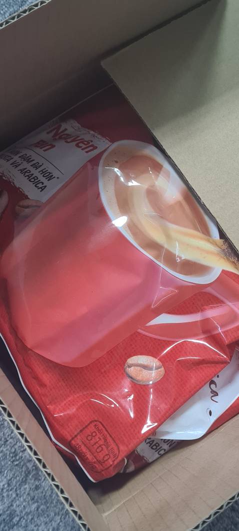 Cafe thơm ngon đậm đà. Quà tặng đầy đủ. Đóng gói cẩn thận. 10đ