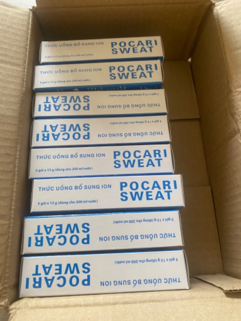 Dạng bột, thuận tiện đem theo.
Có cây nước lạnh pha ngay là uống.