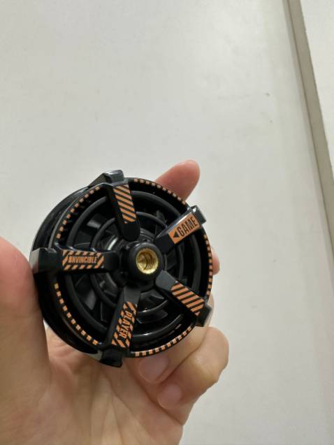 Quạt cxa3 cong nghệ sò lạnh hạ nhiệt nhanh, đèn khá đẹp mình chơi game không bị nóng máy. Đáng tiền nhé