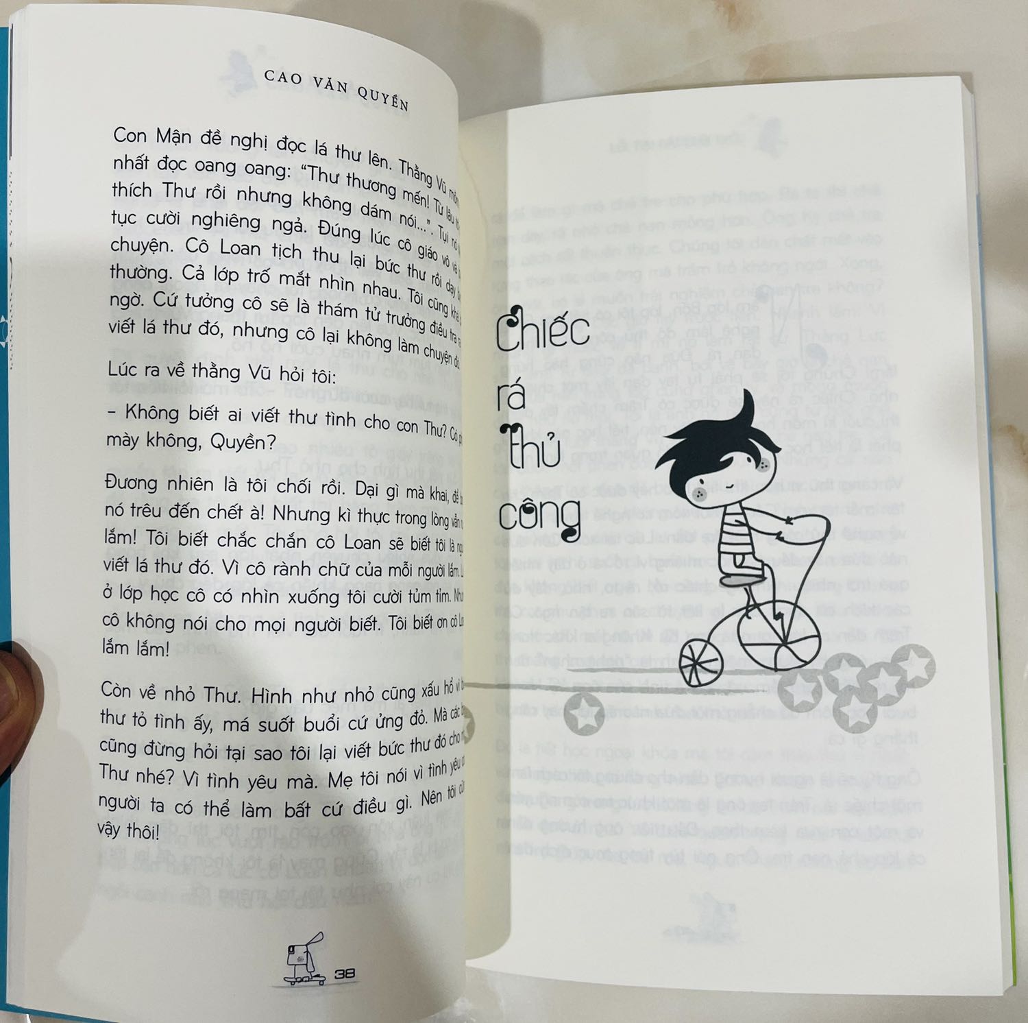 sách rat hay, phù hợp cho cả trẻ em và người lớn muốn đọc. Giá sách lại rất hạt dẻ