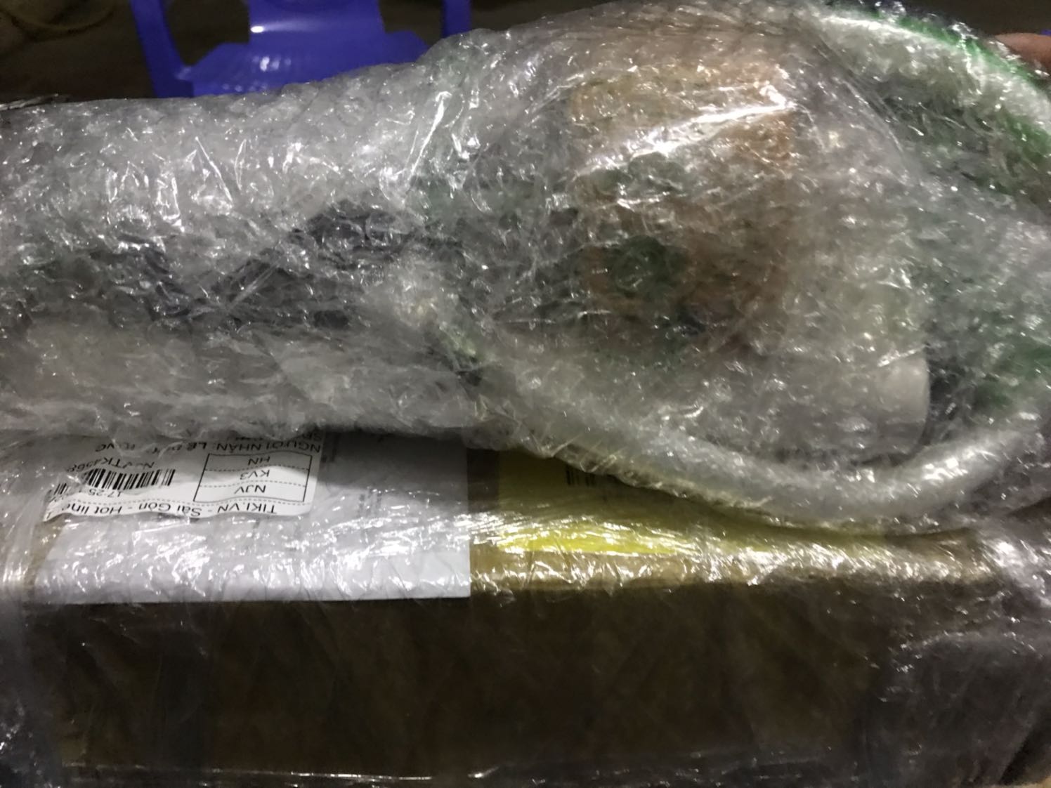 Hàng đẹp đúng hình. Nhìn có vẽ tốt. Sữa dụng có dc hay không còn tuỳ vào bệ nhà bạn.