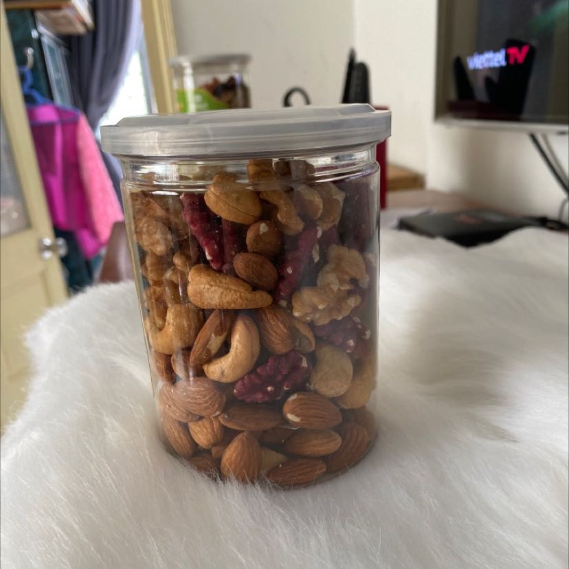 Hạt to và chắc chắn. Hợp dùng trong bữa ăn nhẹ và ăn chơi…