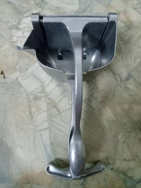 Hàng không đúng với hình ảnh đặt hàng, không có lớp vỉ bên trong, giao hàng kém chất lượng. Đề nghị đc đỏi hàng giống như hình ảnh đặt hàng.