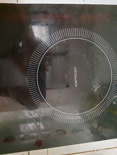 Mới dùng được 1 năm mặt bếp đã bị nứt vỡ giờ không bảo hành dù sp hãng ghi bảo hành 24 tháng, vậy không biết bảo hành 24 tháng là hãng bảo hành cái gì hay là hãng viết cho đủ chữ...