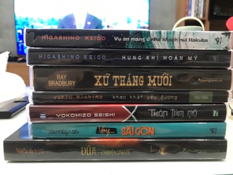 Mình mua một lúc 7 cuốn, cuốn nào cũng được tiki bọc cẩn thận và giao ngay trong ngày, chưa đọc nên chưa biết nội dung thế nào nhưng về chất lượng dịch vụ của Tiki khá là tốt