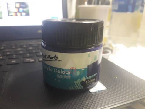 shop giao đúng ngày, xốp chống sốc bọc rất kĩ. ban đầu mik hơi bất ngờ vì hũ 100ml mà hơi nhỏ so với hũ của 3d nhưng khi cầm lên tay thì của mont marte nặng tay hơn 3d, màu lên tươi tắn.