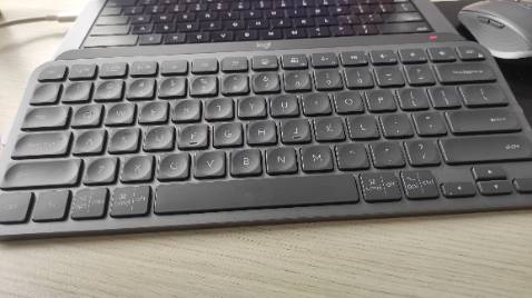 Trải nghiệm sử dụng tốt. Nhỏ gọn, pin tốt