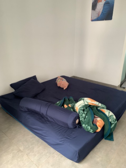 Sau khoảng hơn nữa năm sử dụng mới dám lên đánh giá, thật sự bỏ hơn16 củ mua nệm này thật sự ko hốihaanj, nệm nằm rất đã nha, mình nằm ngủ ngon hẳn, chồng mình cũng rất thích. Giờ mình sẽ mua thêm 1 cái nữa chuẩn bị cho con gái mình. À mọi người mua thêm bộ ga xịn nữa nằm bao phê nha