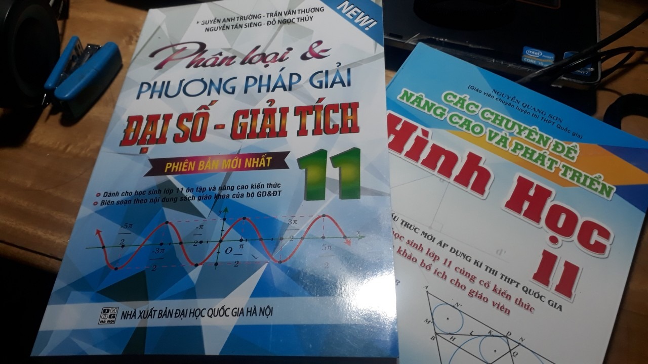 sách đẹp hơn trên hình nhiều , hàng về mà quắn quéo luôn á ><
trình bày đẹp, dễ nhìn ,chi tiết, phù hợp tự học các bạn nhé
trước giờ vẫn thích mua sách của khang việt vì đỉnh từ hình thức tới nội dung
bên bán hàng bao gói đẹp, cẩn thận, nhìn cực kì ưng luôn
